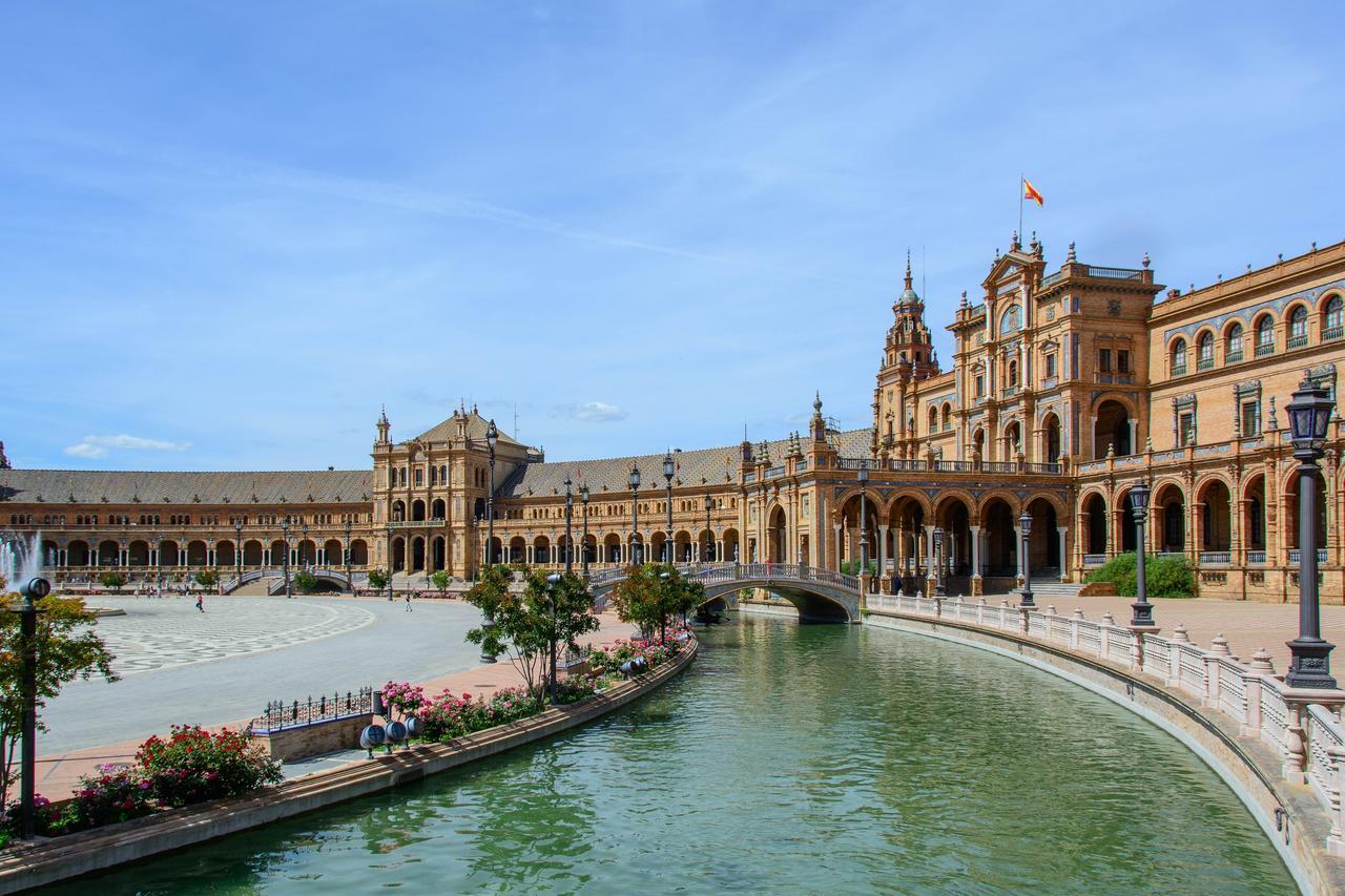Hostly Acetres 1A Loft In City Center, Comunal Terrace, Fibre,Parking Optional Sevilla Exteriör bild